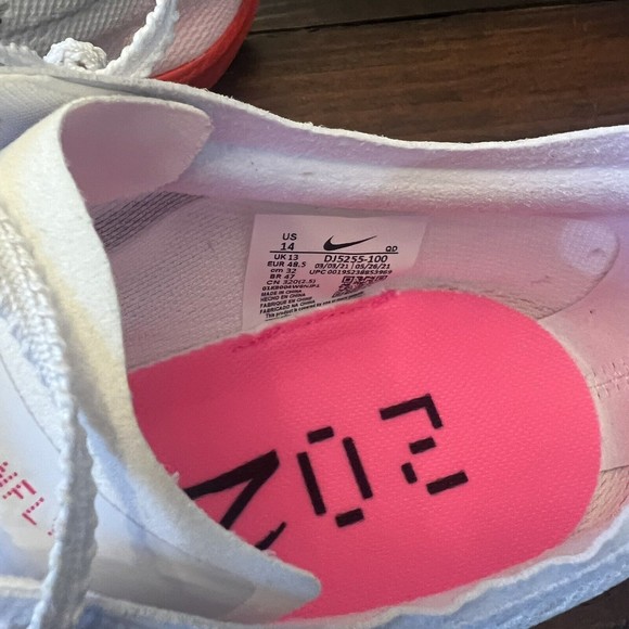 Nike ZoomX Dragonfly Track Spikes Shoes - Picture 5 of 6